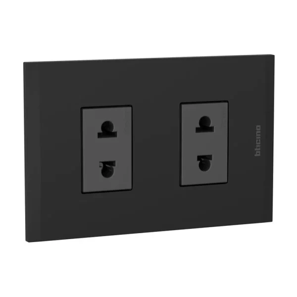 Modus4 - Tomacorriente univ. Doble Bticino